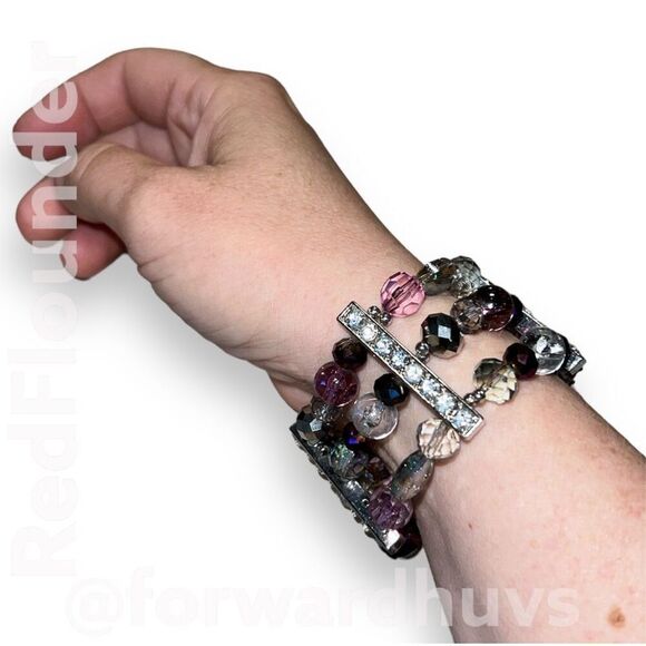 Bundle Sale 3 for $15 | Beaded Stretch Bracelet with Rhinestone Dividers - Picture 4 of 8